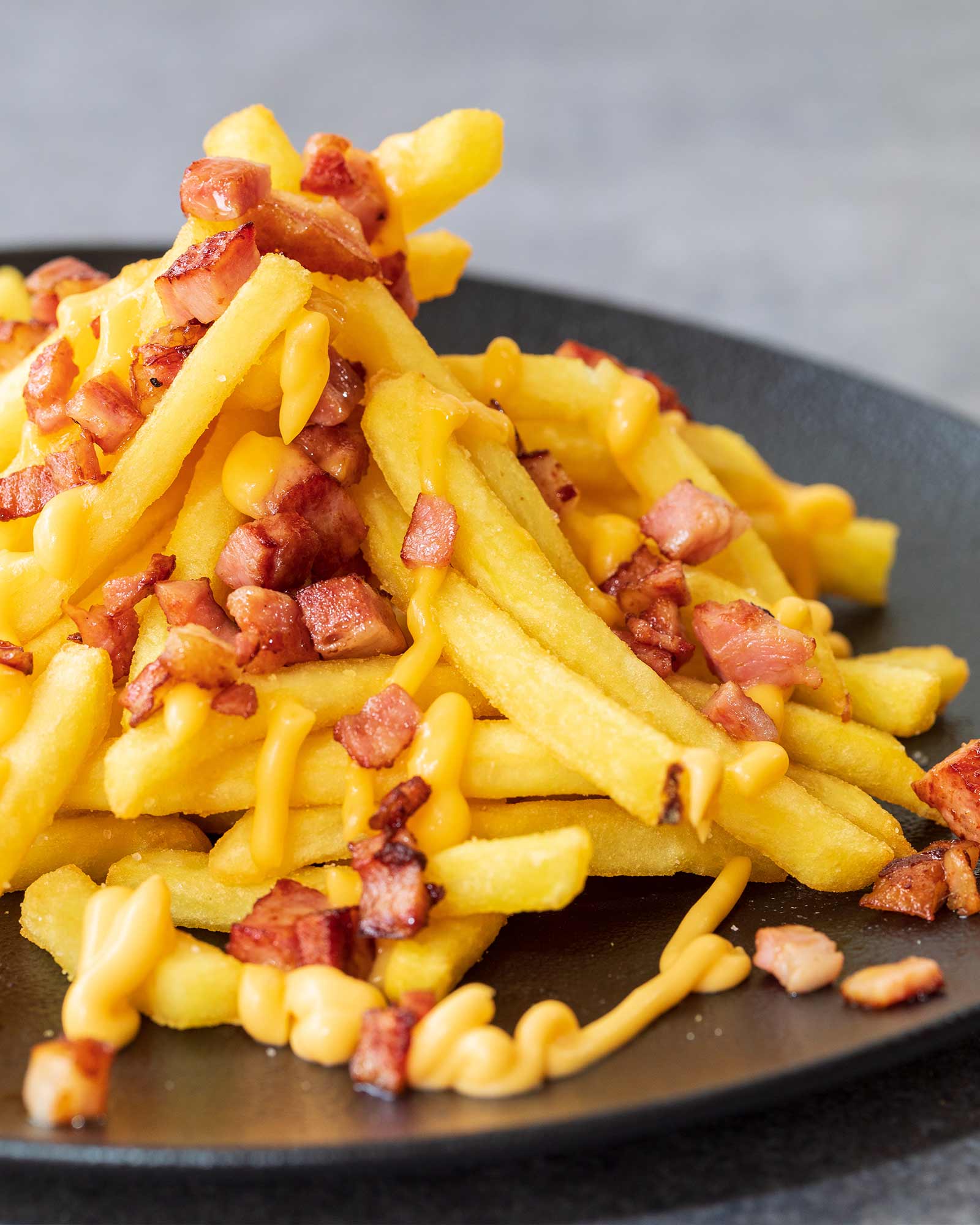 Πατάτες Τηγανητές με Cheddar & Bacon